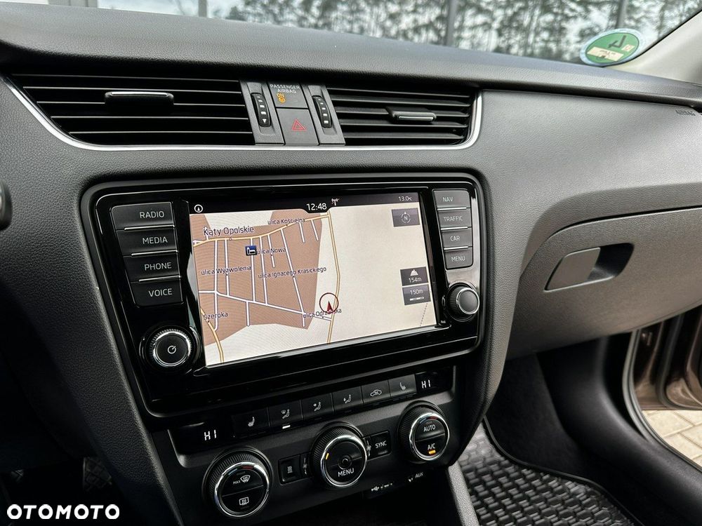 Skoda Octavia 2.0 TDI 4x4 DSG Scout - 25