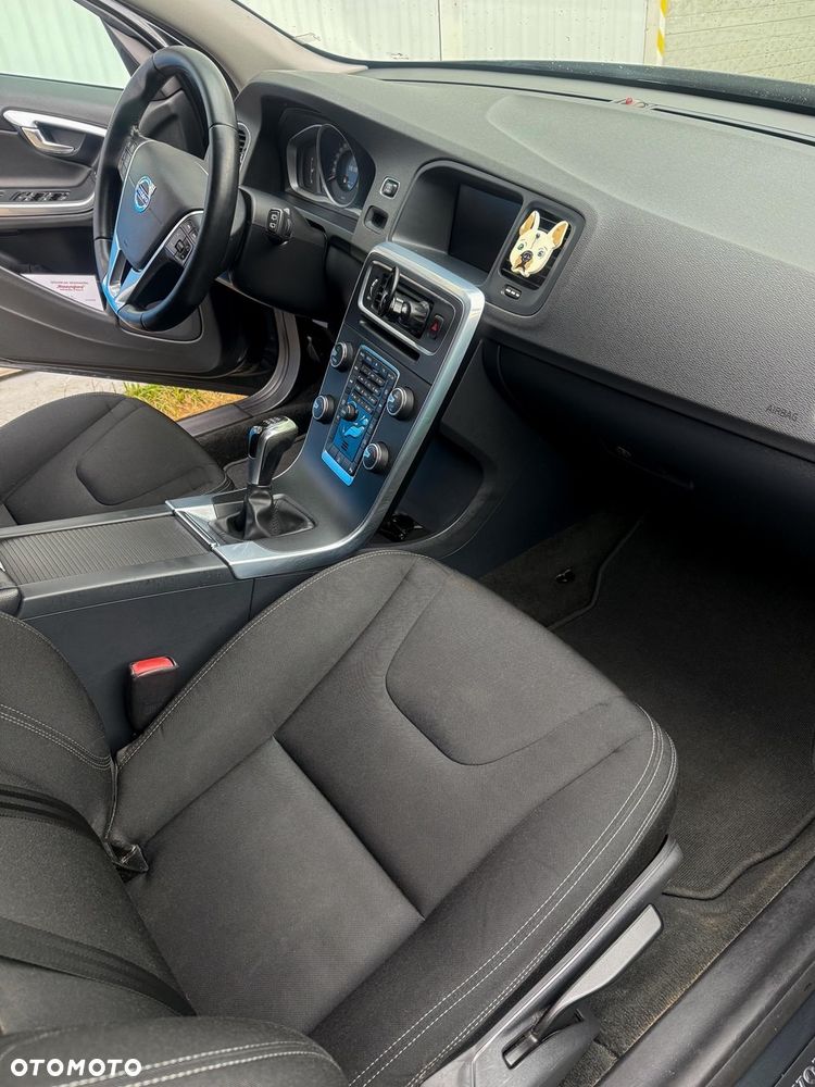 Volvo V60 D2 - 9