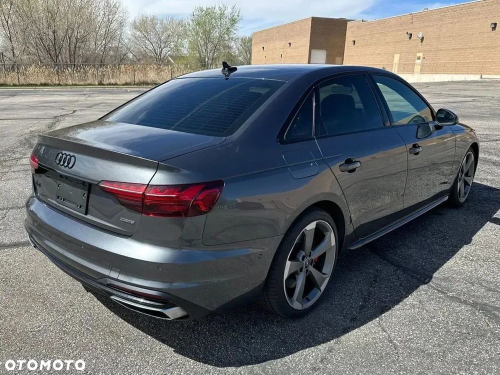 Audi A4 Limousine 45 TFSI quattro S tronic S line - 5