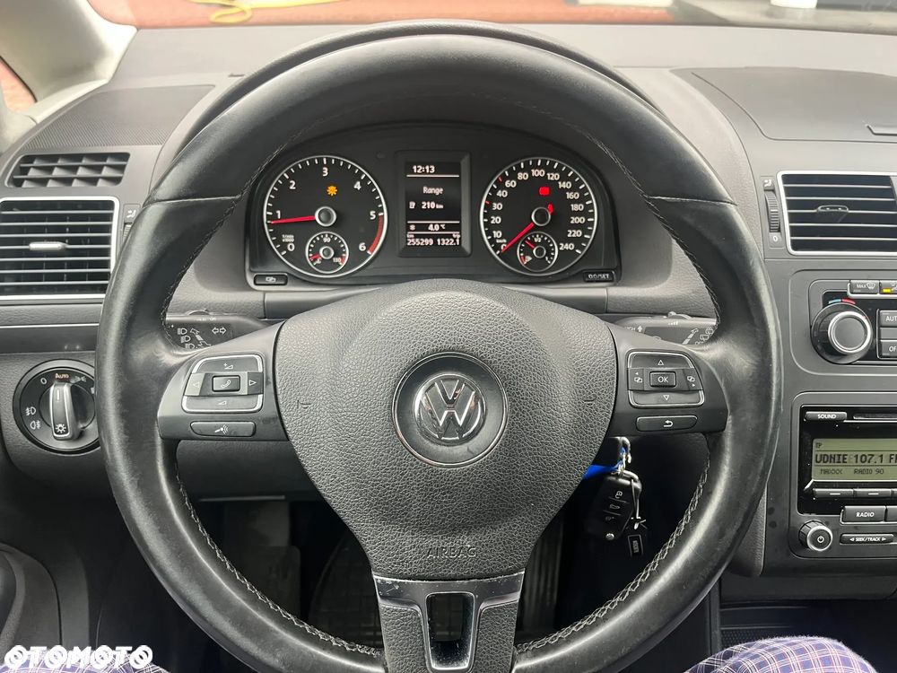 Volkswagen Touran 1.6 TDI DPF BlueMotion Technology STYLE - 12