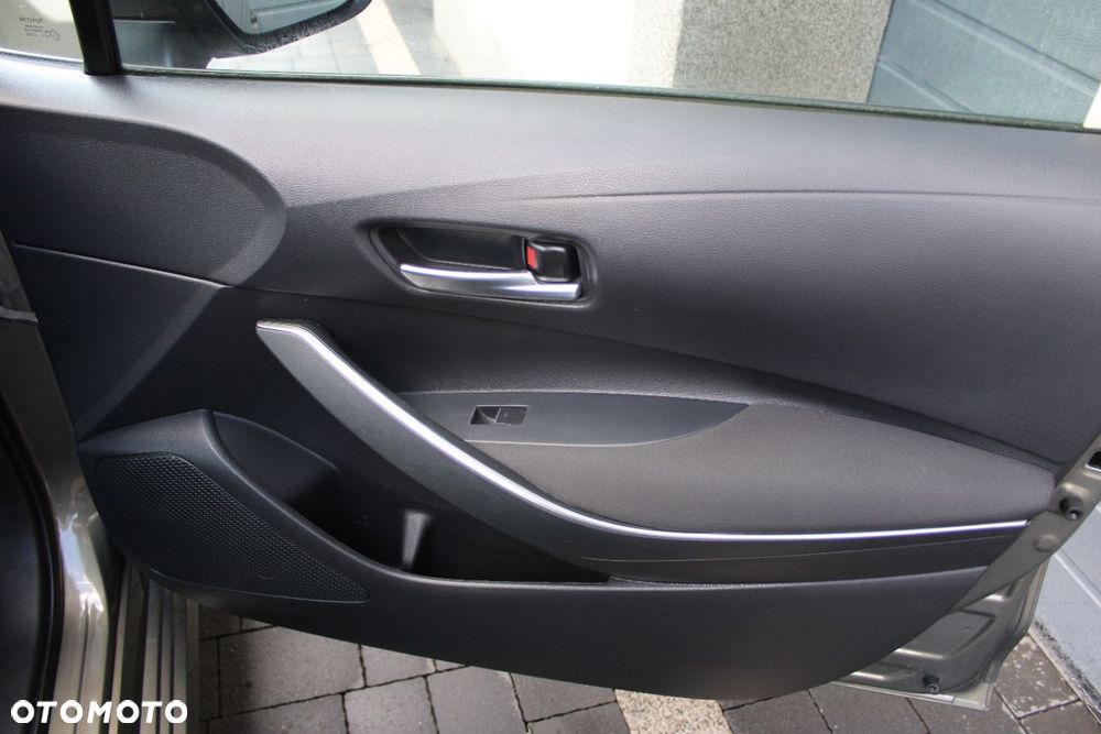 Toyota Corolla - 26