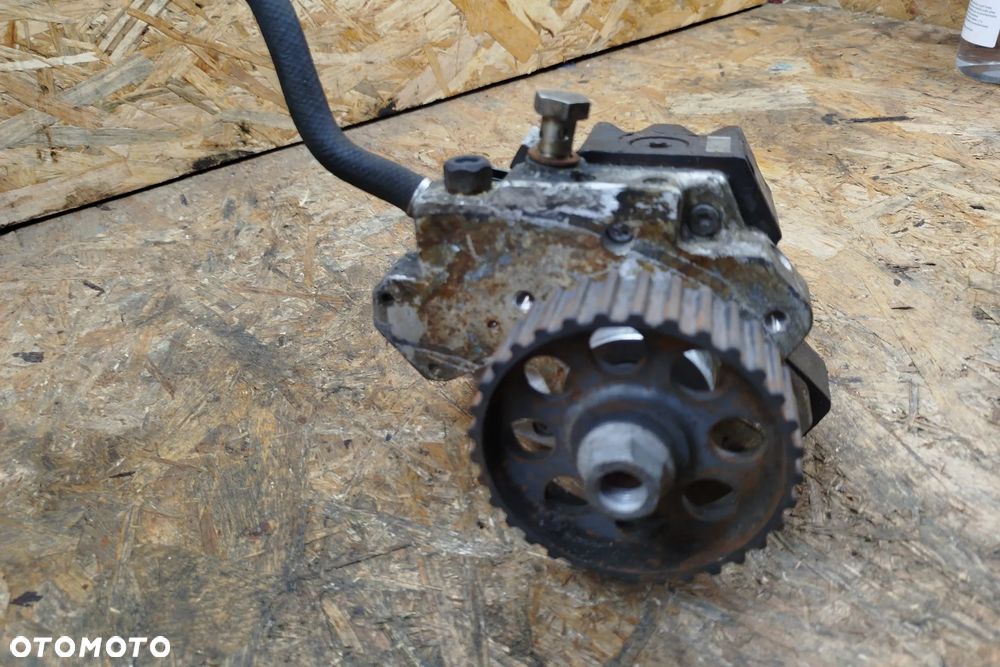 Pompa wtryskowa BOSCH 0445010125 do VW Crafter 2.5 tdi 136KM volkswagen - 2