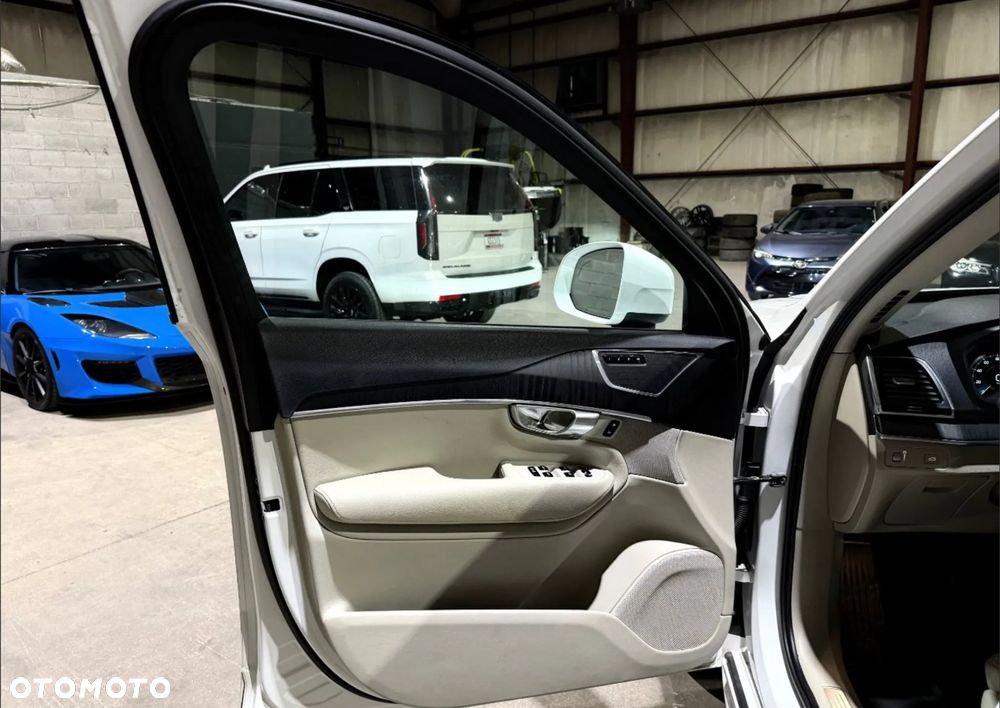 Volvo XC 90 T5 AWD Momentum 7os - 12