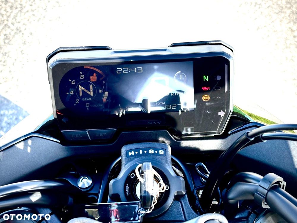 Honda CB - 1