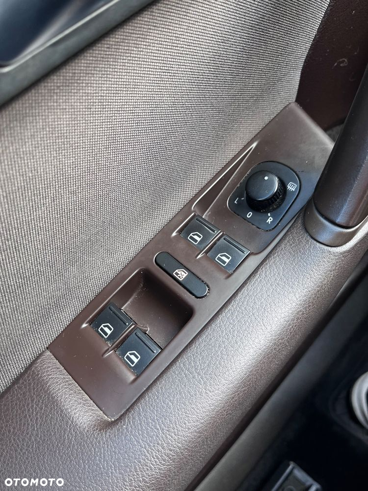 Volkswagen Passat 1.8 TSI Comfortline - 9