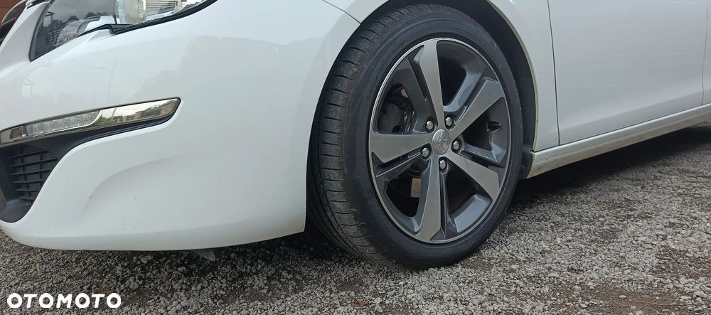 Peugeot 308 SW 1.6 BlueHDi Allure S&S - 8