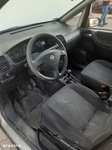 Opel Zafira - 4