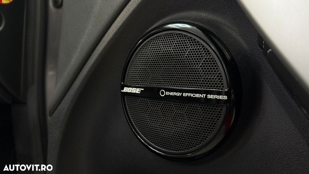 Renault Megane ENERGY dCi 110 Start & Stop Bose Edition - 23