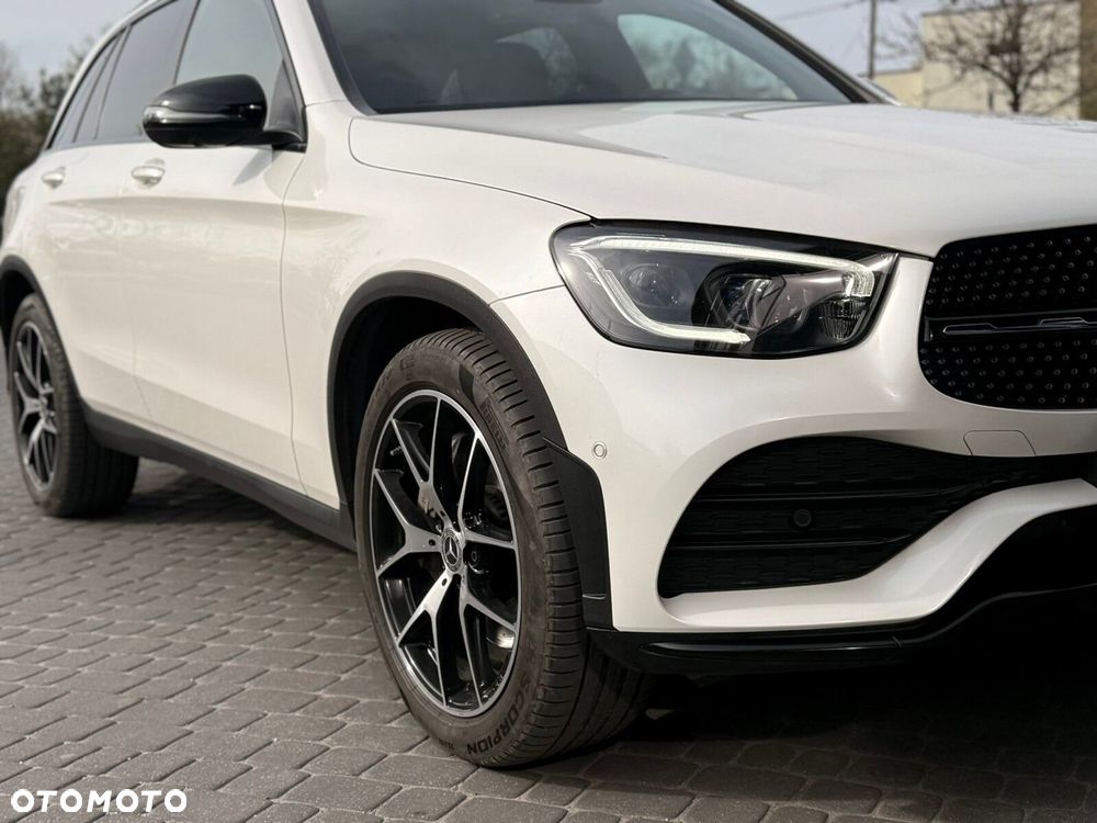 Mercedes-Benz GLC - 33