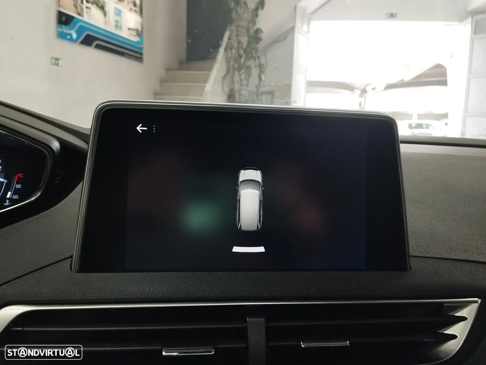 Peugeot 5008 1.2 PureTech Allure - 25