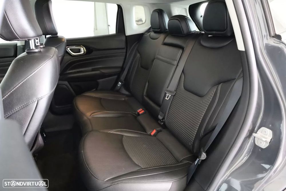 Jeep Compass 1.6 MultiJet Limited - 27