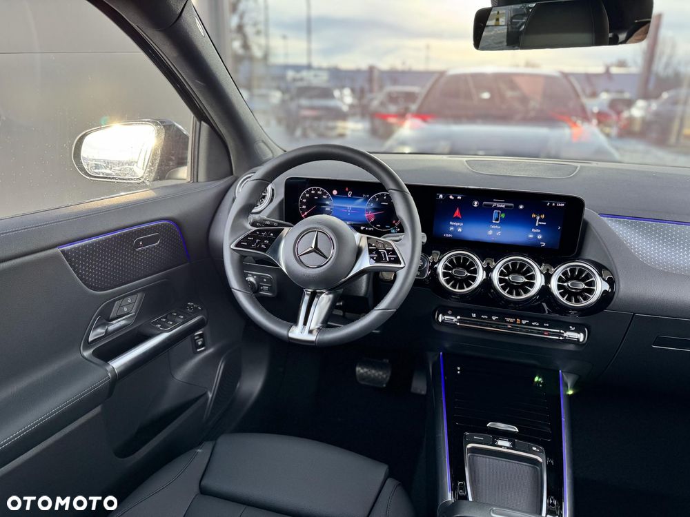 Mercedes-Benz GLA 200 Progressive - 14