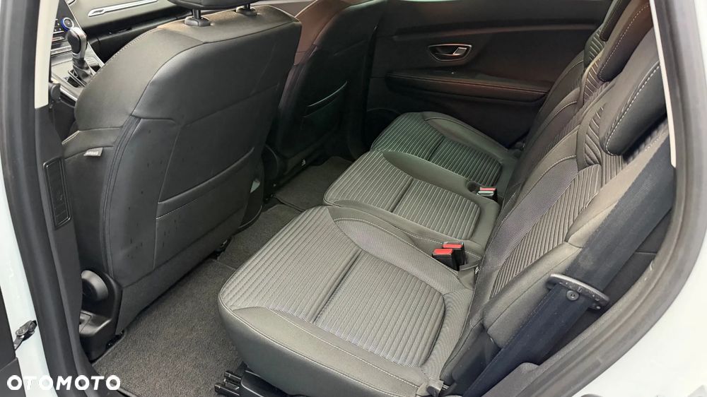 Renault Scenic - 28