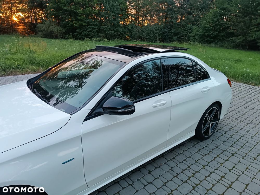 Mercedes-Benz Klasa C 250 T 7G-TRONIC AMG Line - 22