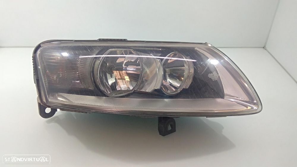 FAROL DIREITO AUDI A6 - 1