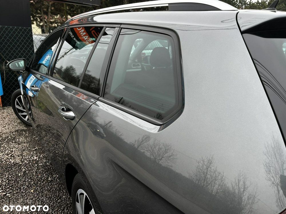 Volkswagen Golf - 11