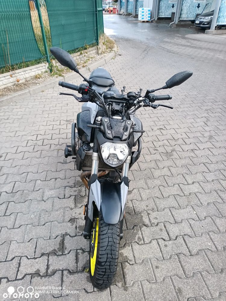 Yamaha MT - 2