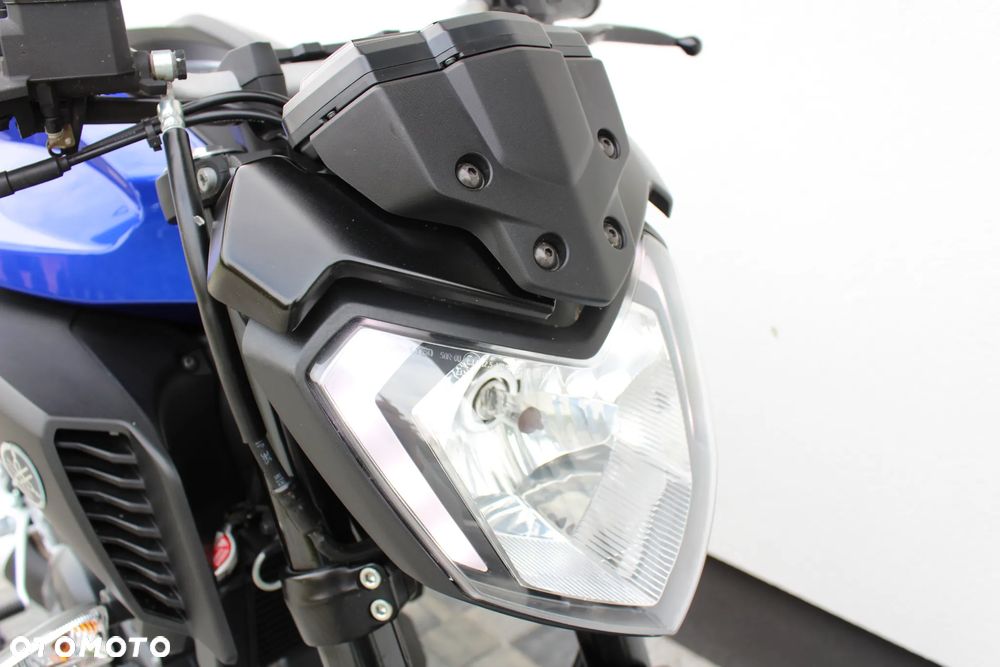 Yamaha MT - 26