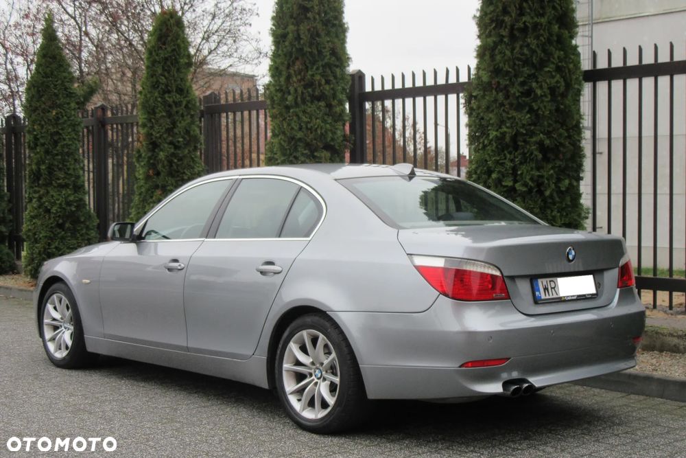 BMW Seria 5 520i - 3