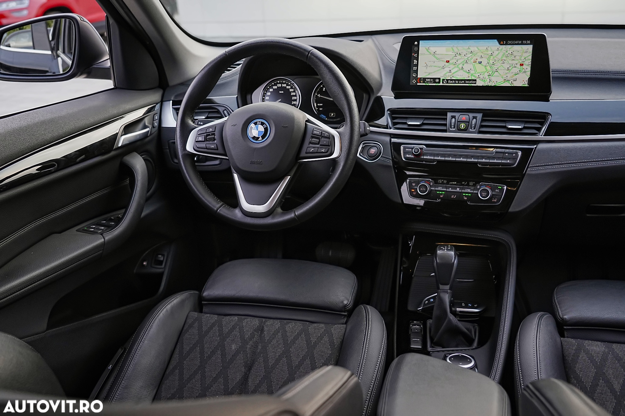 BMW X1 xDrive25e xLine - 10