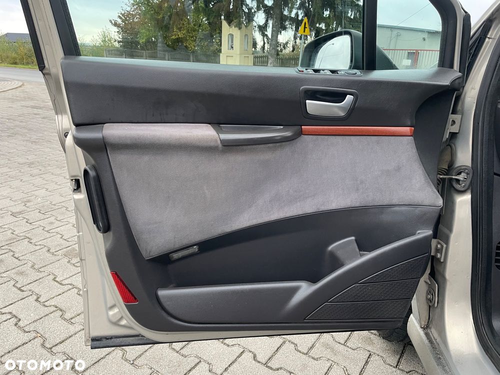 Citroën C8 - 10