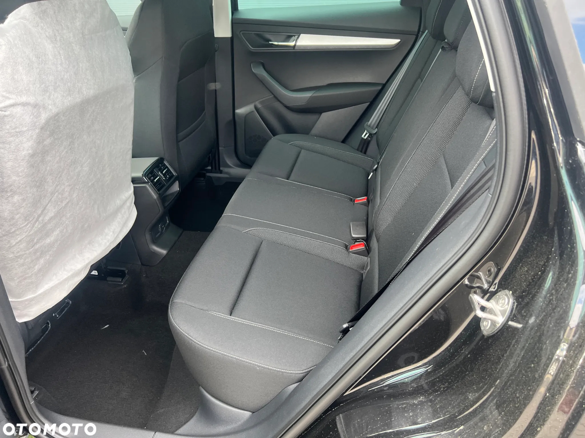 Skoda Karoq 1.5 TSI ACT Selection DSG - 11