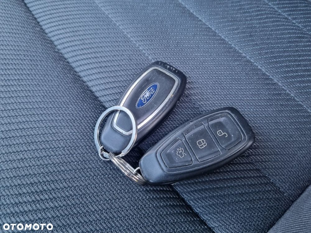 Ford Kuga 2.0 TDCi Trend FWD - 16