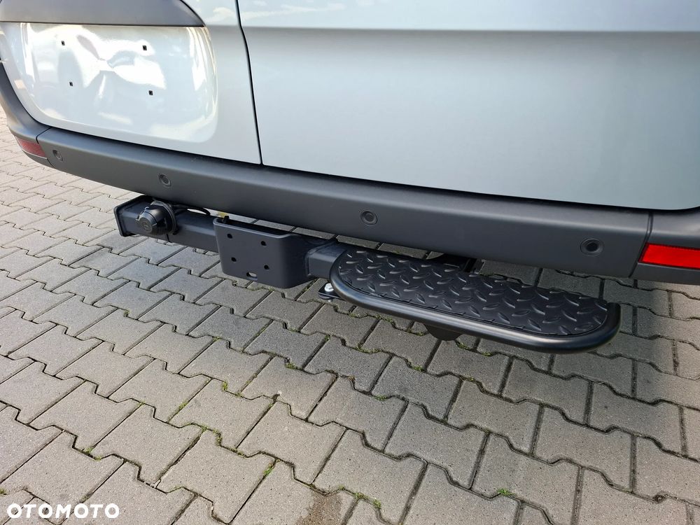 Mercedes-Benz Sprinter 317 CDI Furgon PRO długi 4325 mm L3H2 - 13