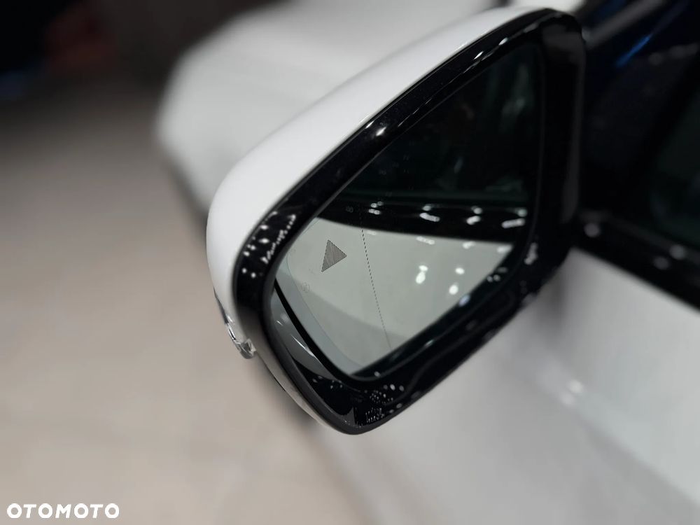 BMW Seria 3 330e xDrive M Sport sport - 18