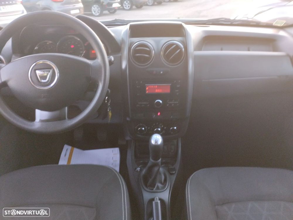 Dacia Duster 1.6 Tour Bi-Fuel - 13