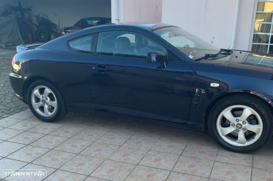 Hyundai Coupe - 4