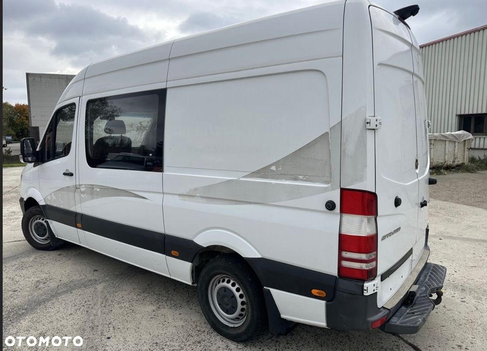 Mercedes-Benz Sprinter - 6