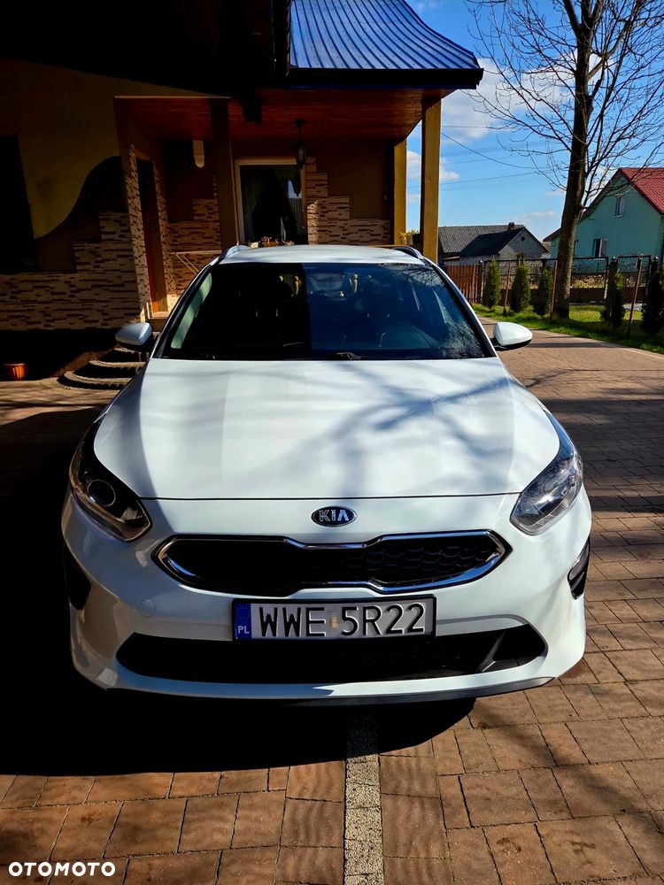 Kia Ceed 1.6 CRDi SCR M - 2