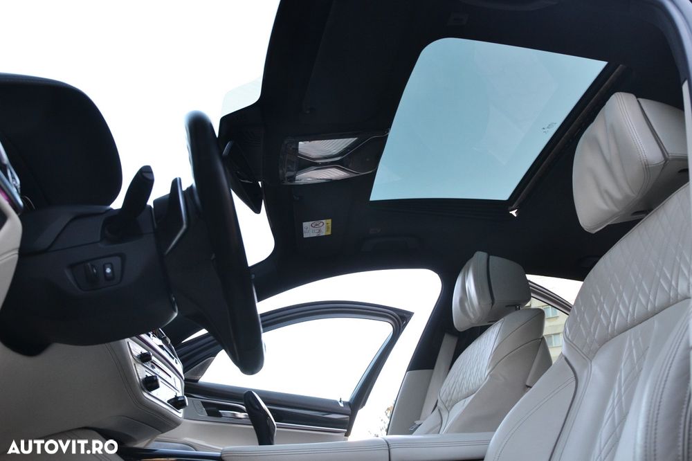 BMW Seria 7 740i - 25