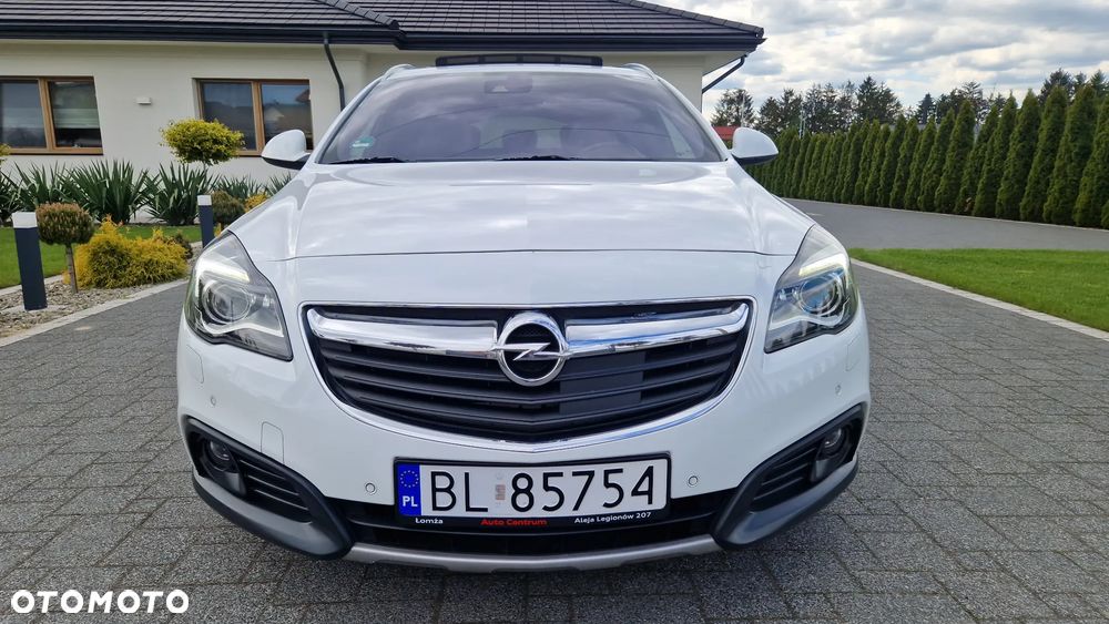 Opel Insignia Country Tourer 2.0 Diesel 4x4 Exclusive - 37
