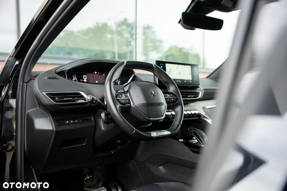 Peugeot 5008 1.6 PureTech GT Line S&S EAT8 - 23