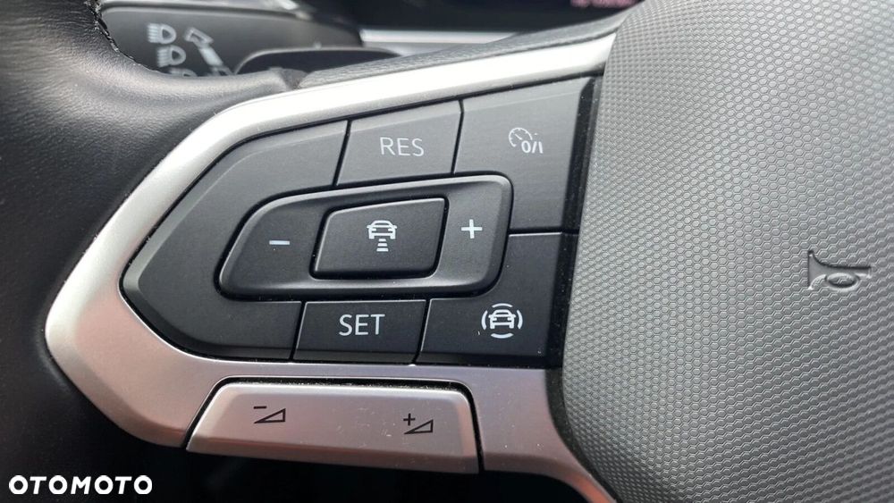 Volkswagen T-Roc 1.5 TSI Style DSG - 17