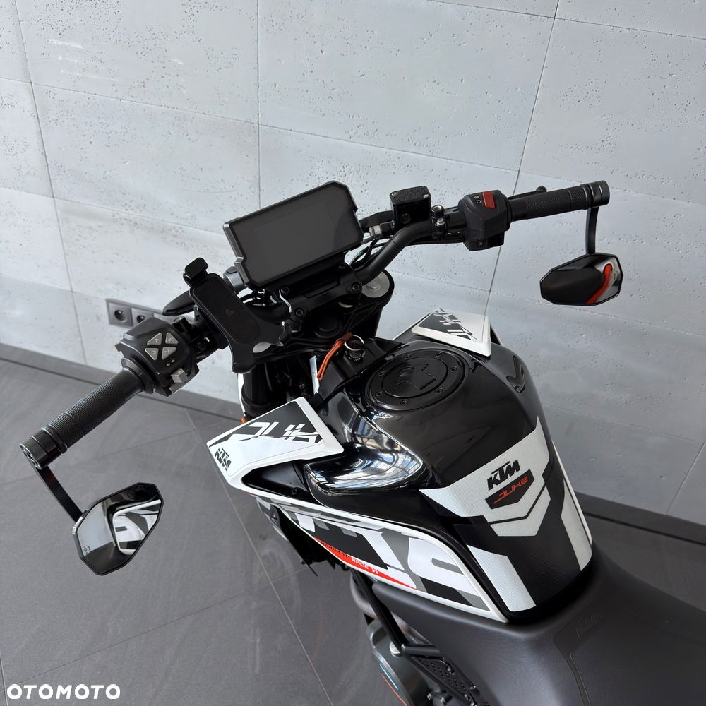 KTM Duke 125 - 12