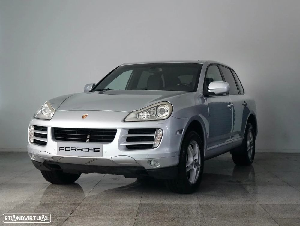Porsche Cayenne S Tiptronic - 1