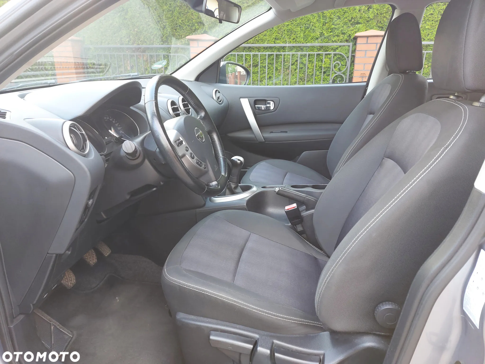 Nissan Qashqai 1.6 visia - 10