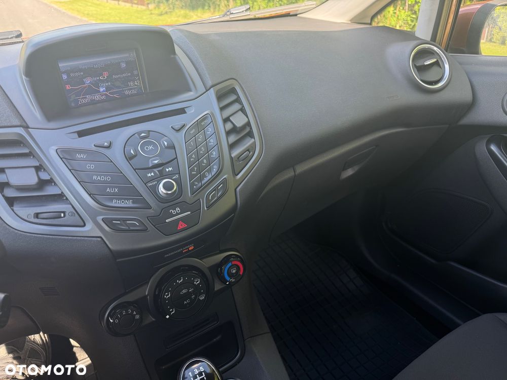 Ford Fiesta - 10
