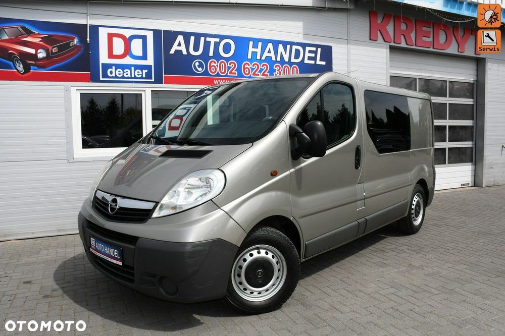 Opel Vivaro - 1