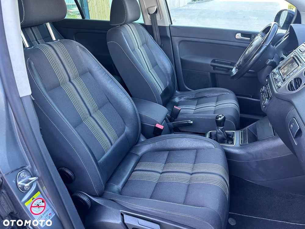 Volkswagen Golf Plus 2.0 TDI Highline - 21