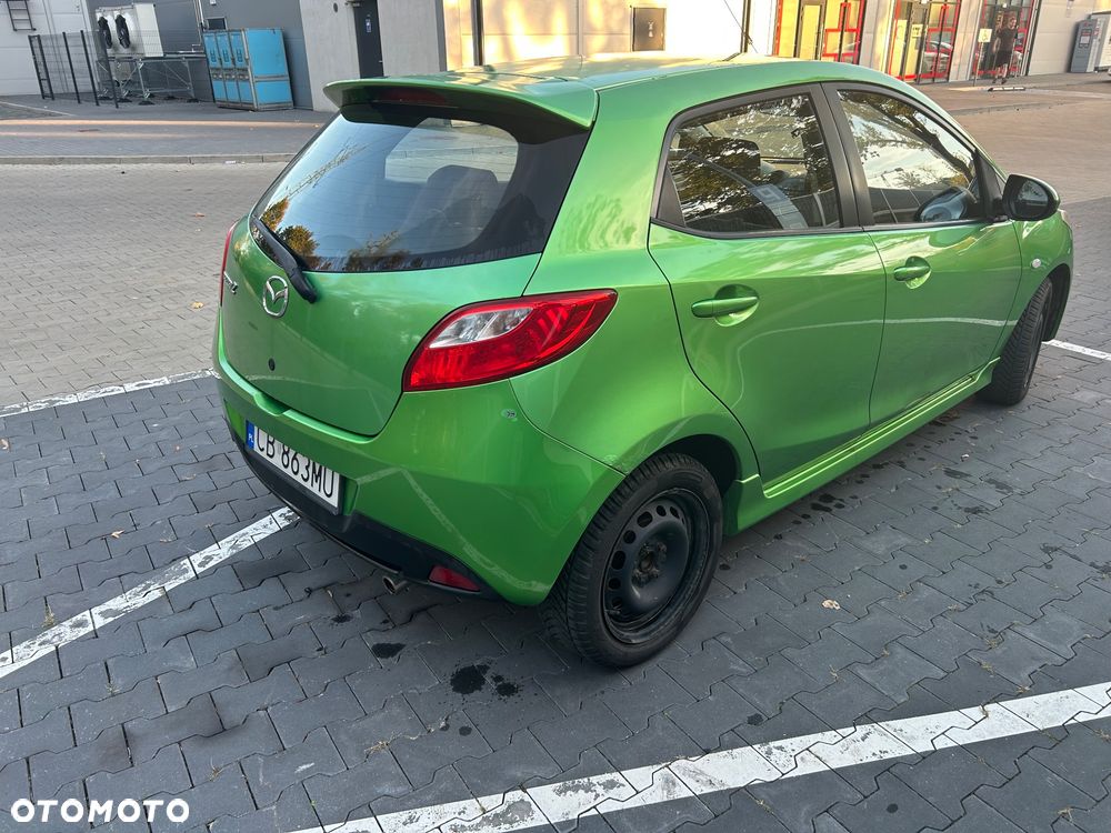 Mazda 2 - 13
