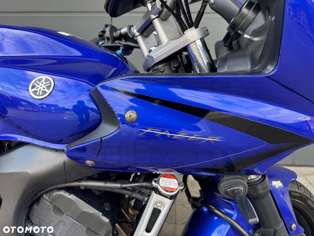 Yamaha FZ6 - 18