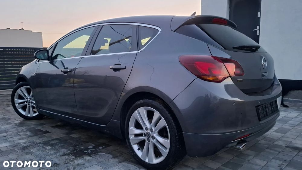 Opel Astra 1.4 Turbo Cosmo - 20