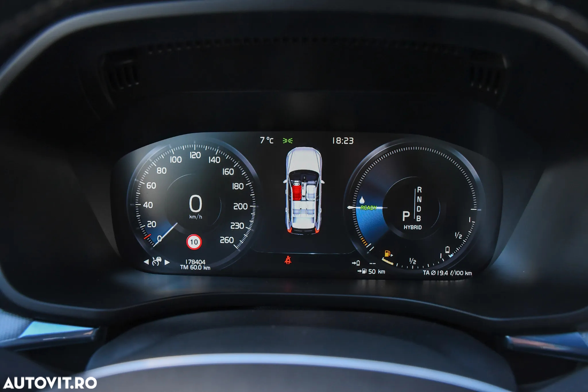 Volvo XC 60 T8 Twin Engine AWD Geartronic RDesign - 4