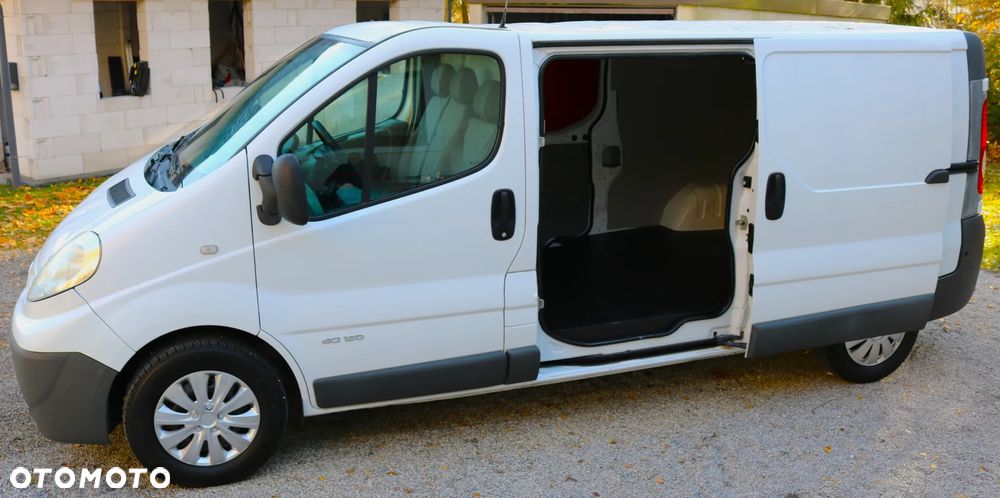 Renault Trafic - 10