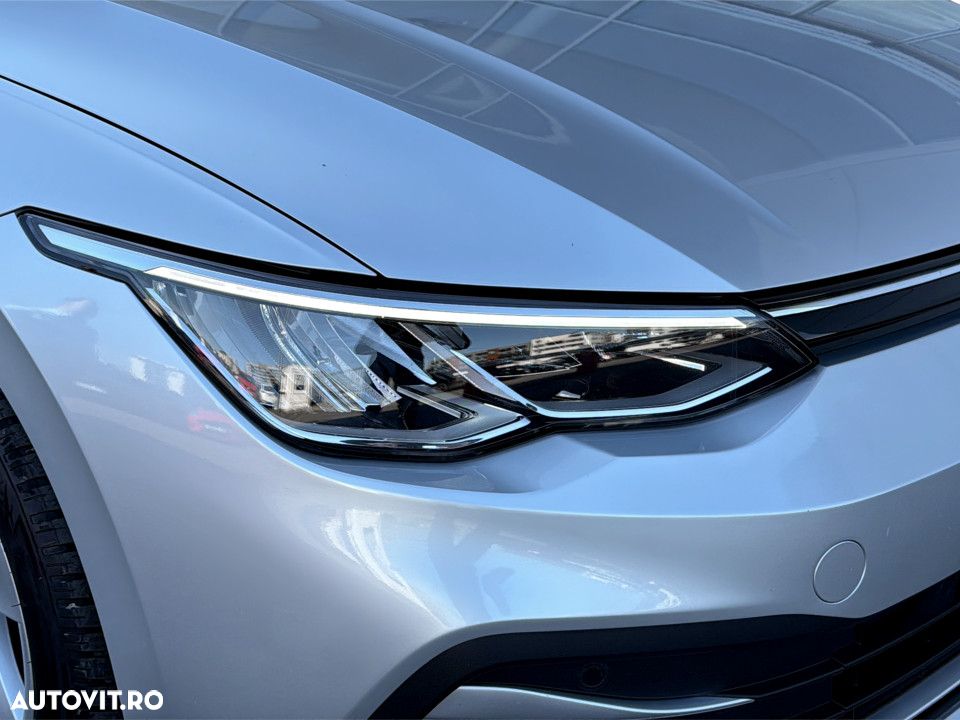 Volkswagen Golf 2.0 TDI SCR DSG Life - 10