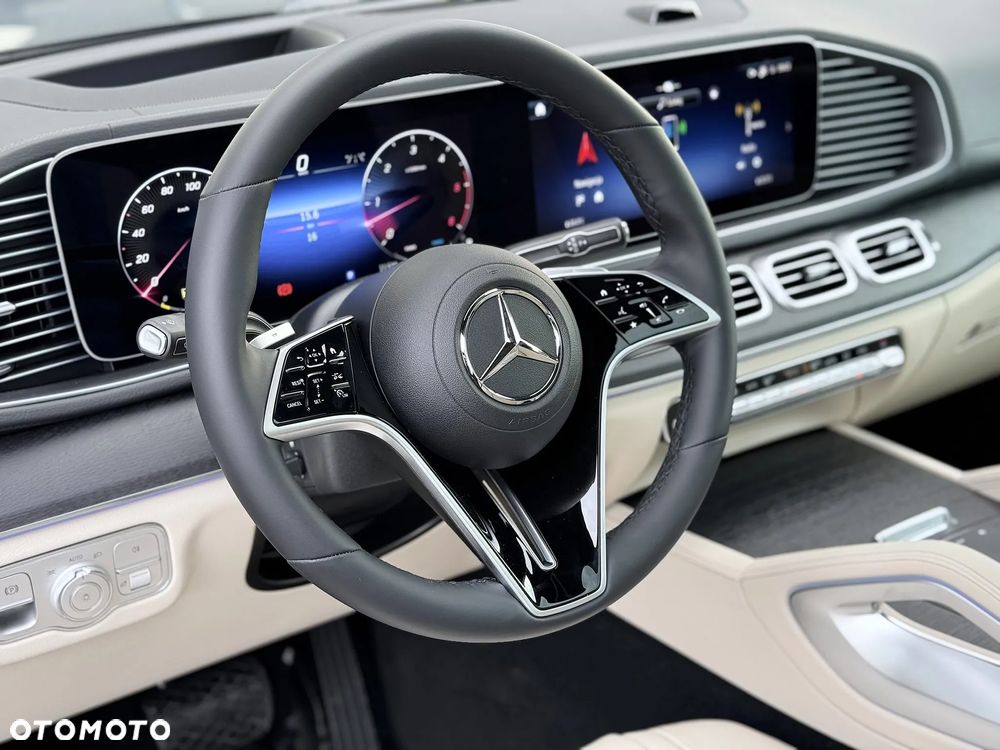 Mercedes-Benz GLE - 24